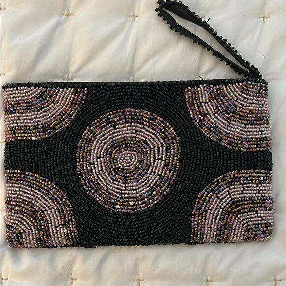 Beaded Black and Pink Clutch I love Maui on one side - Picture 6 of 7